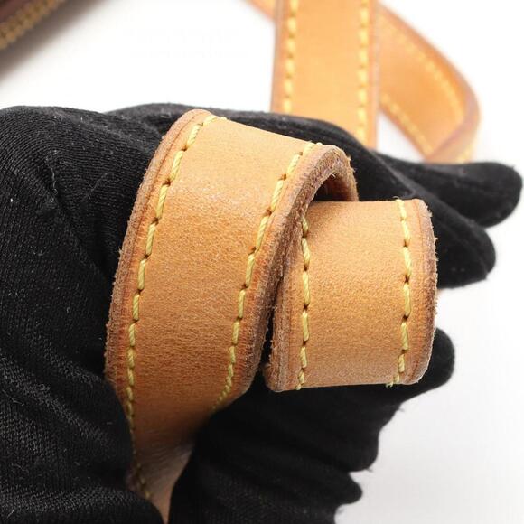 LOUIS VUITTON Brown Monogram Leather Tote Bag - Picture 11 of 11